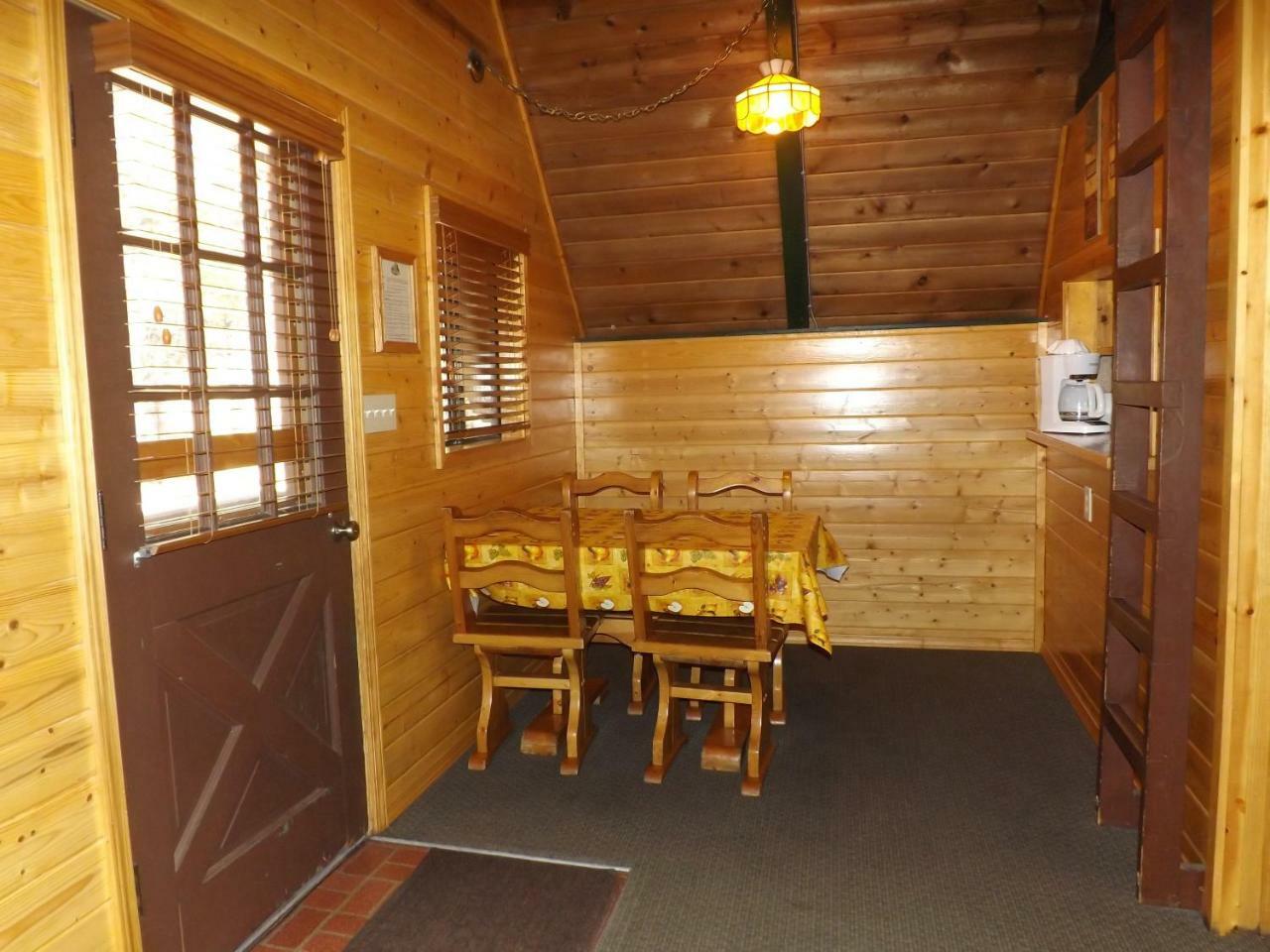Arizona Mountain Inn & Cabins سارية العلم المظهر الخارجي الصورة