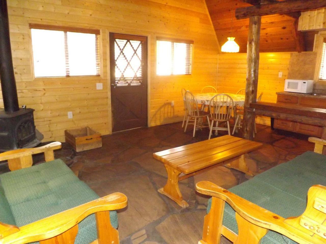 Arizona Mountain Inn & Cabins سارية العلم المظهر الخارجي الصورة