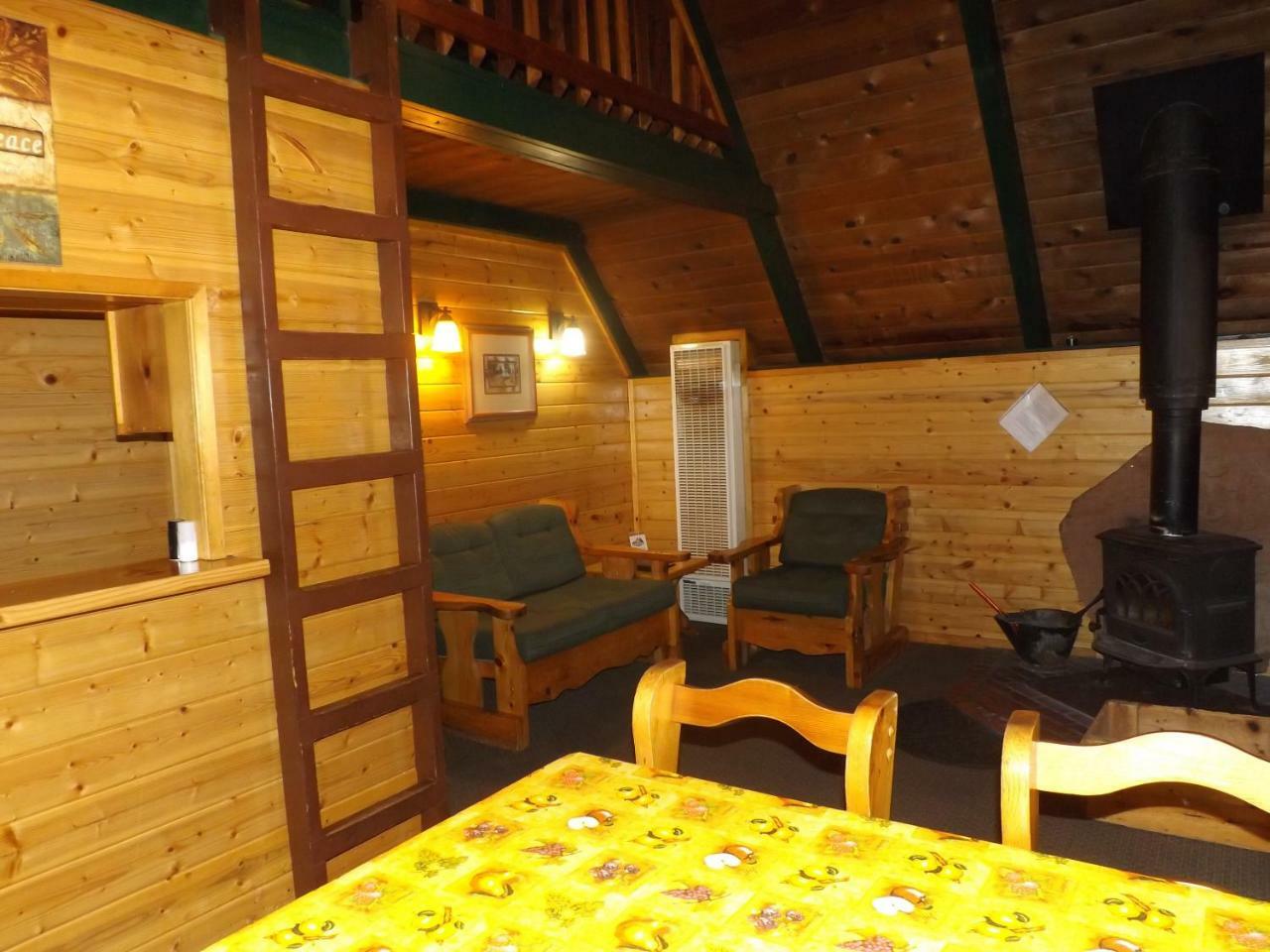 Arizona Mountain Inn & Cabins سارية العلم المظهر الخارجي الصورة