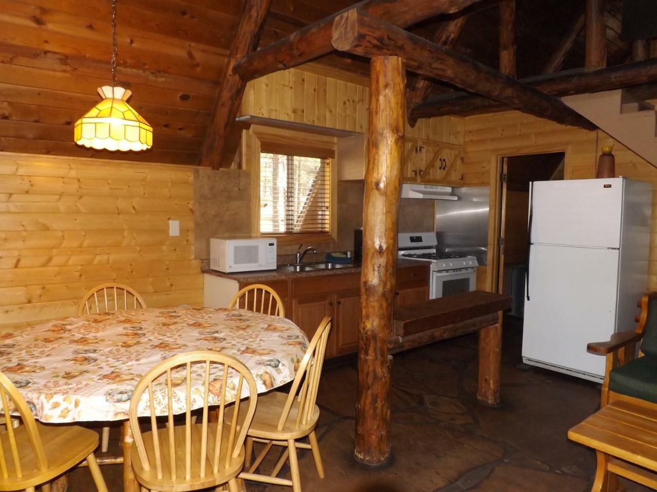 Arizona Mountain Inn & Cabins سارية العلم المظهر الخارجي الصورة
