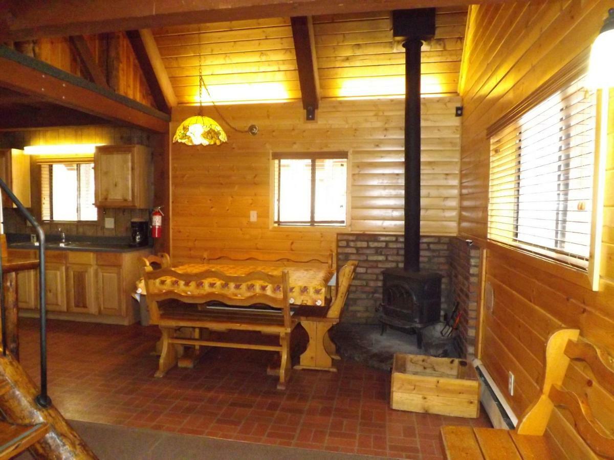 Arizona Mountain Inn & Cabins سارية العلم المظهر الخارجي الصورة