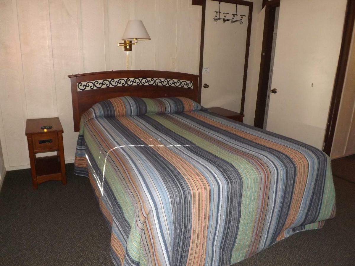 Arizona Mountain Inn & Cabins سارية العلم المظهر الخارجي الصورة