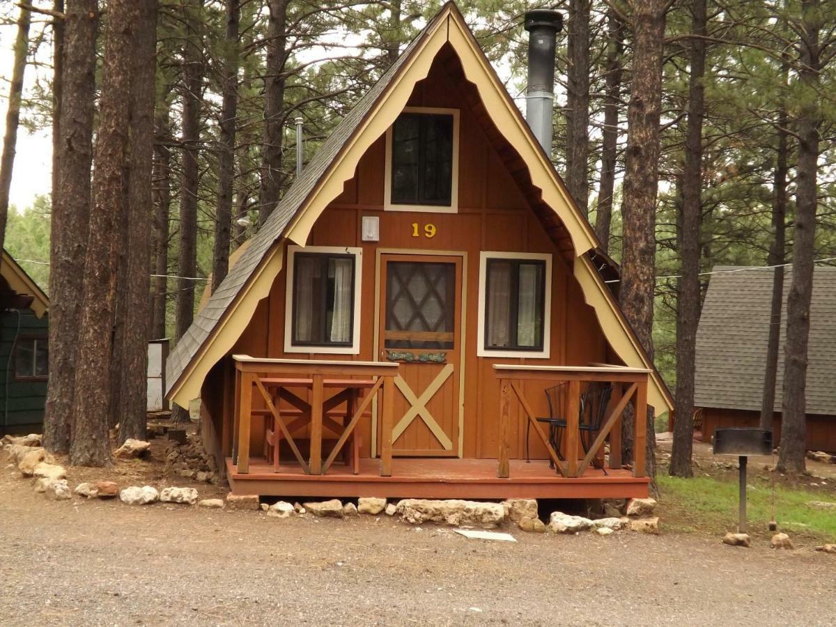 Arizona Mountain Inn & Cabins سارية العلم المظهر الخارجي الصورة