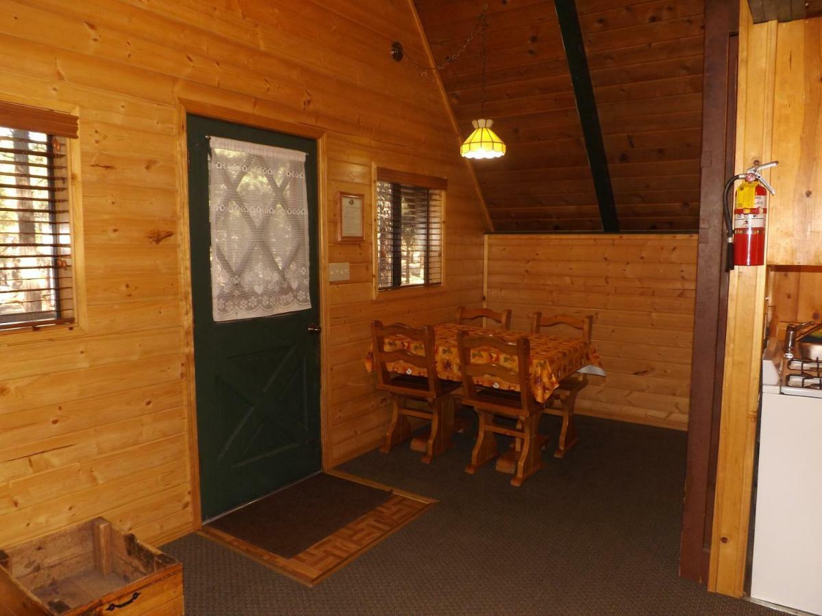 Arizona Mountain Inn & Cabins سارية العلم المظهر الخارجي الصورة