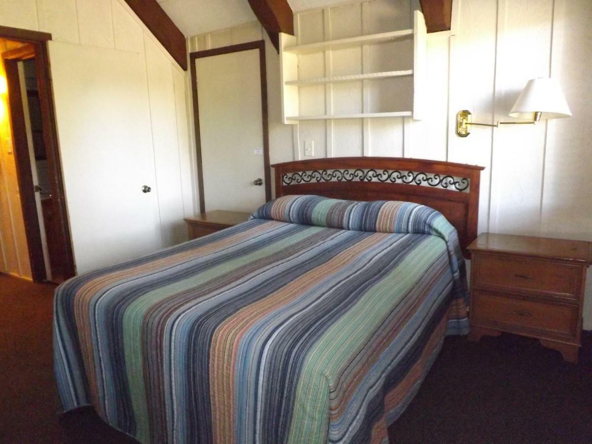 Arizona Mountain Inn & Cabins سارية العلم المظهر الخارجي الصورة